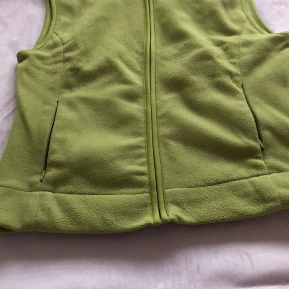 Polar Vest - Picture 5 of 5